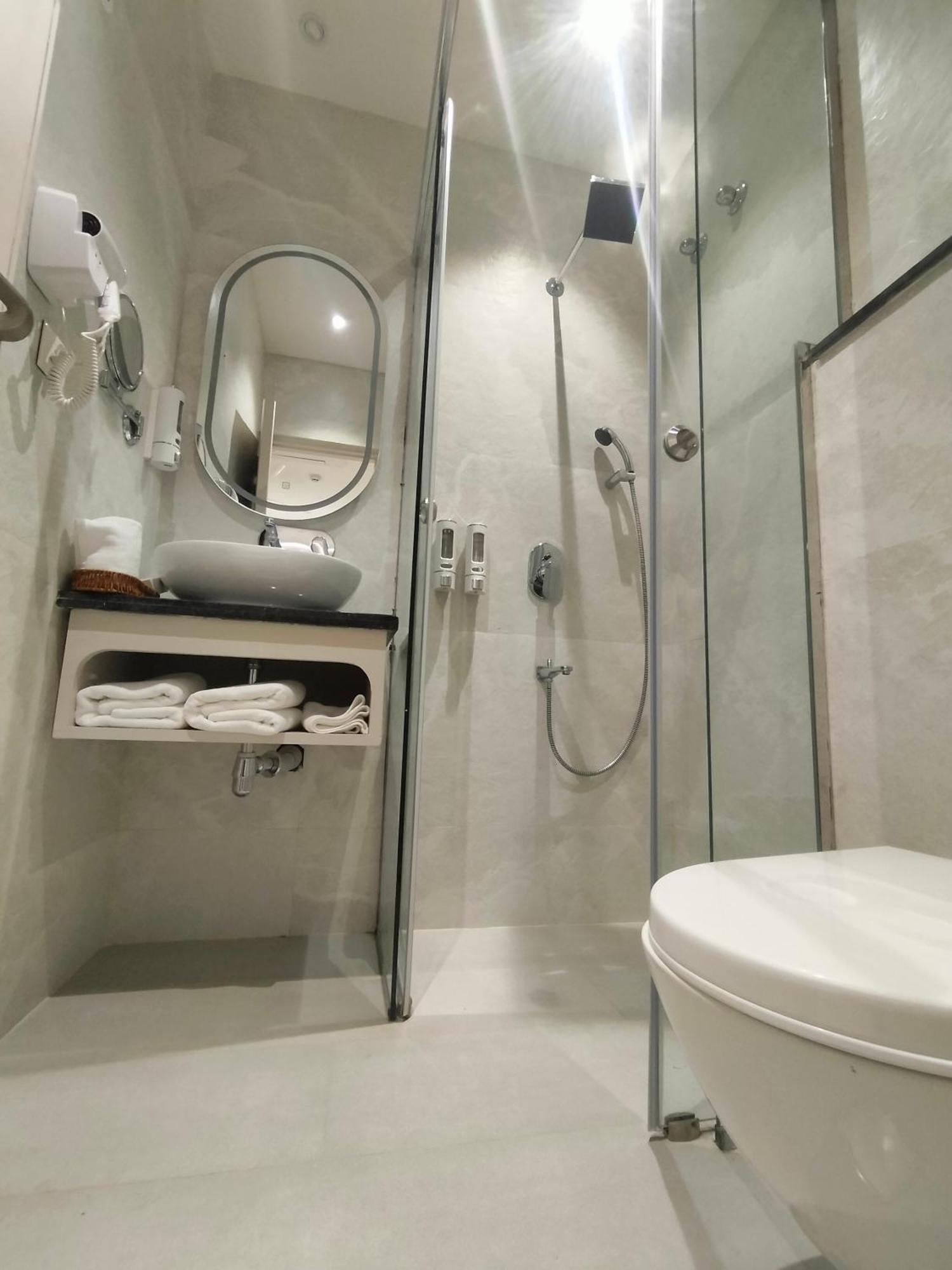 Hiraya Hotels Mohali Luaran gambar