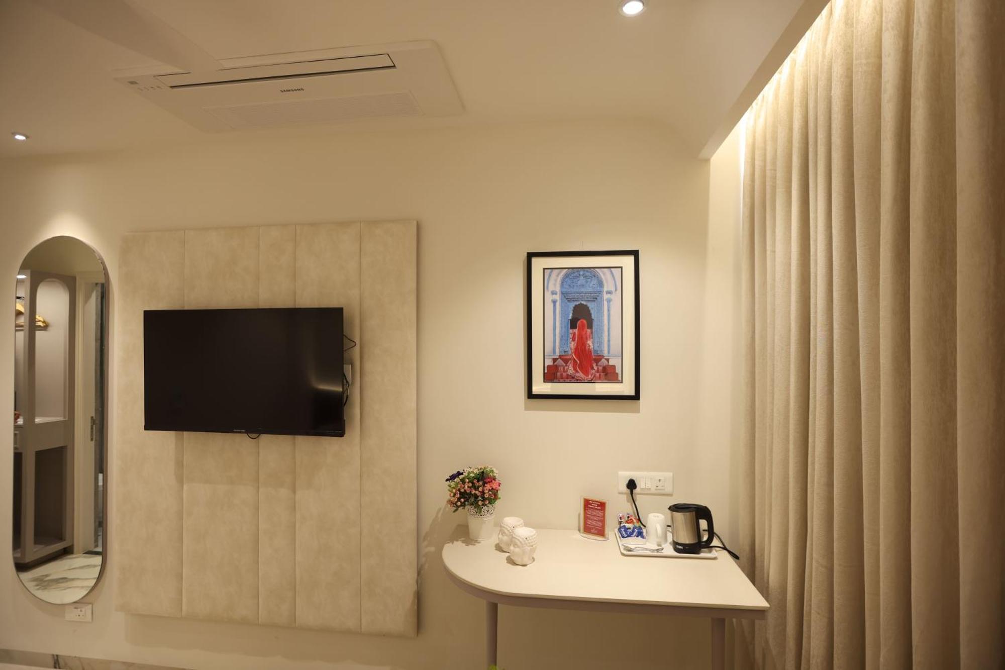Hiraya Hotels Mohali Luaran gambar
