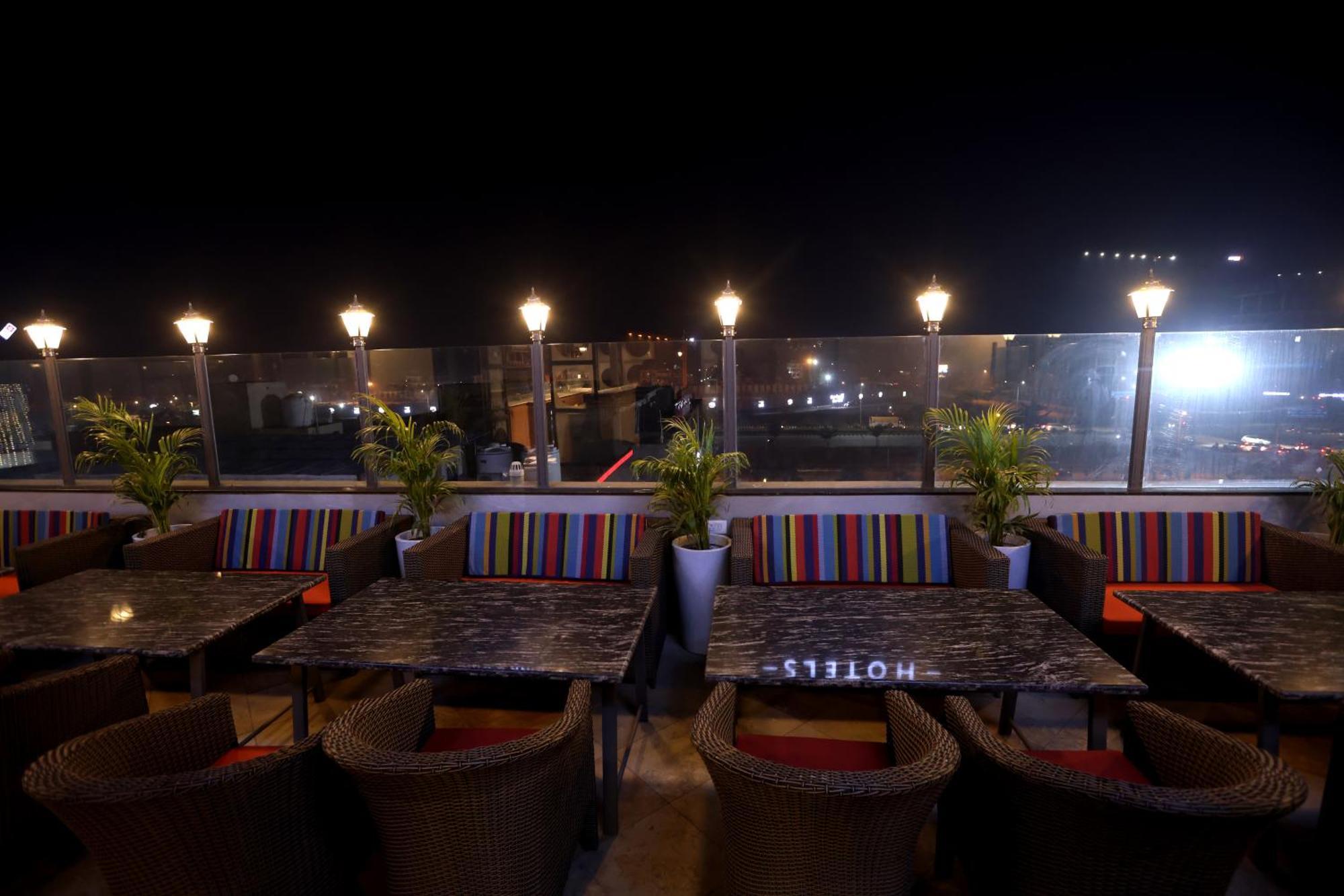 Hiraya Hotels Mohali Luaran gambar